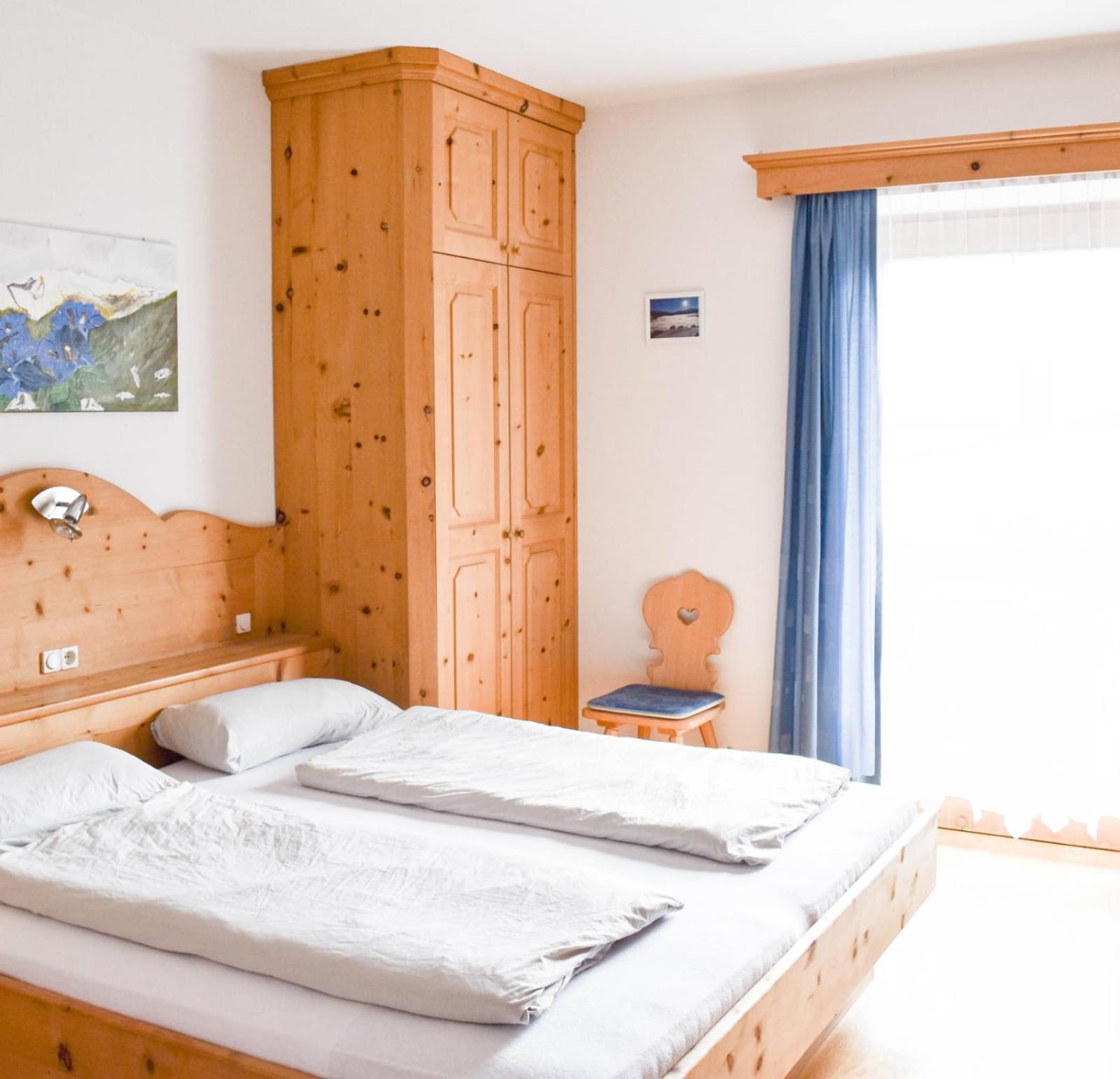 Apartements Noggler & Doppelzimmer Mit Fruehstueck Mals im Vinschgau Zimmer foto