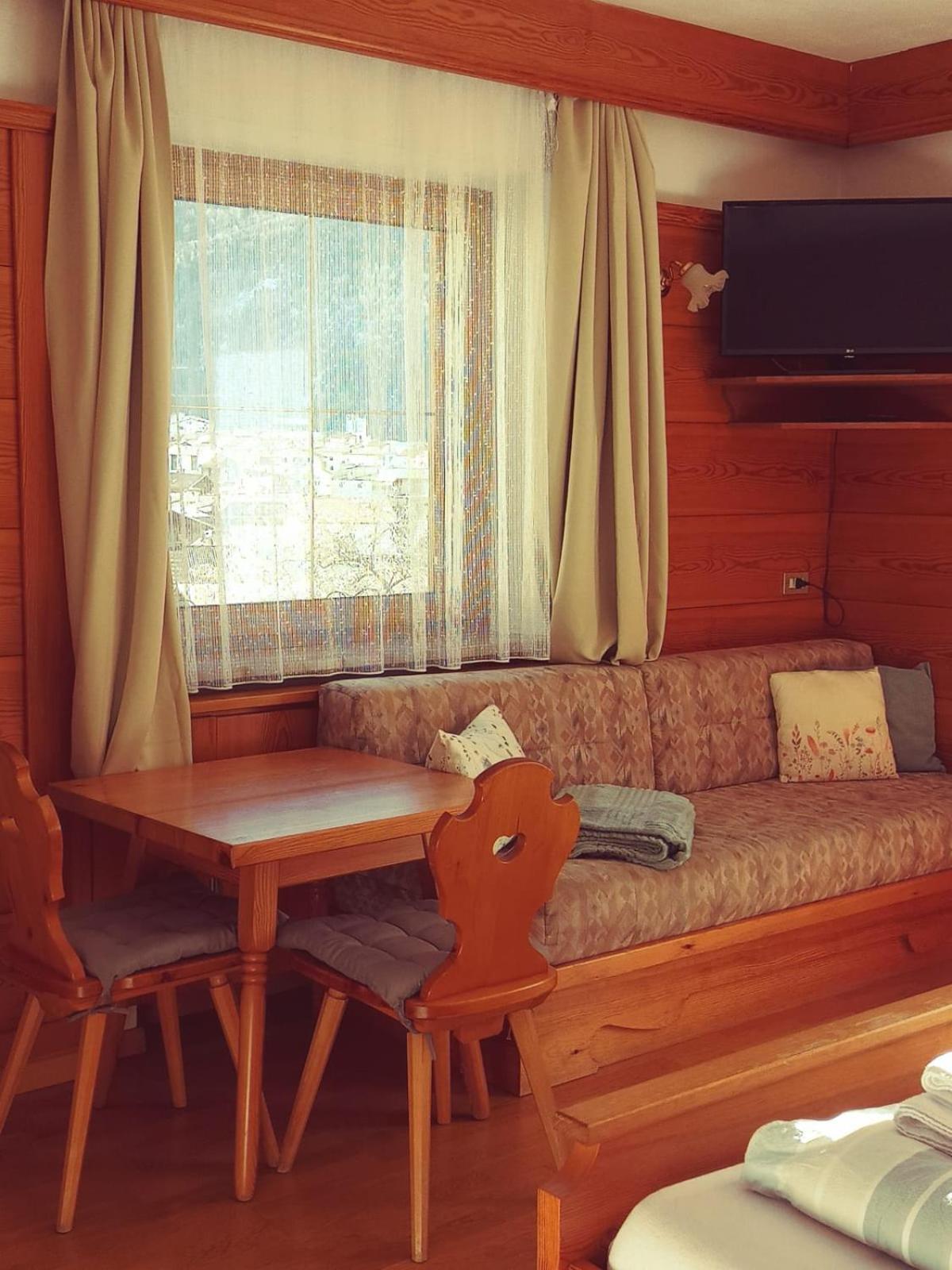 Apartements Noggler & Doppelzimmer Mit Fruehstueck Mals im Vinschgau Exterior foto